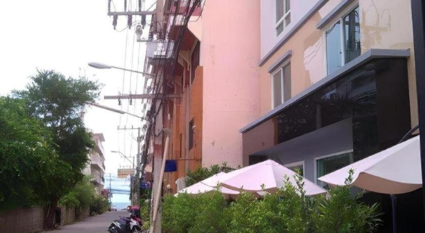 Hotel By Dee @Jomtien Pattaya Zewnętrze zdjęcie