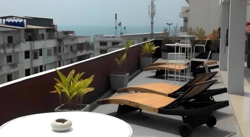 Hotel By Dee @Jomtien Pattaya Zewnętrze zdjęcie