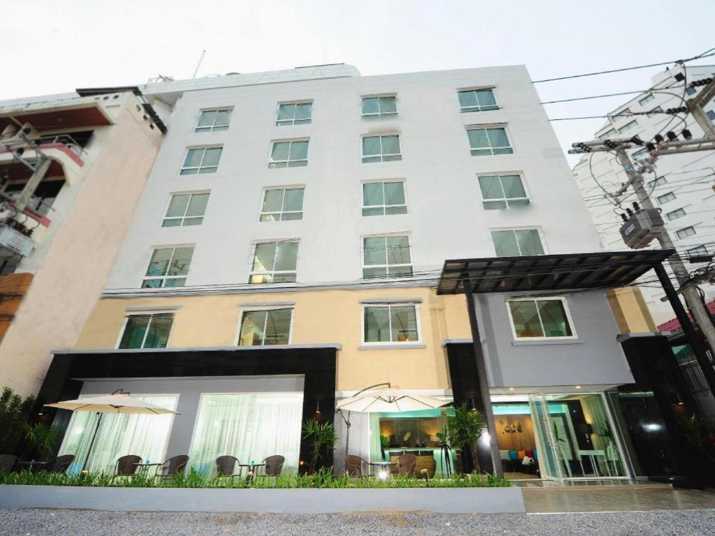 Hotel By Dee @Jomtien Pattaya Zewnętrze zdjęcie